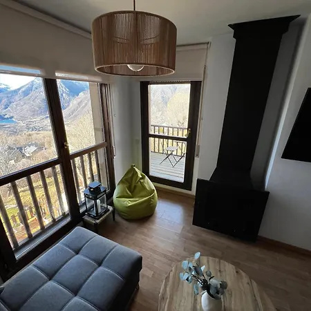 Julia Petulia En Apartamento *